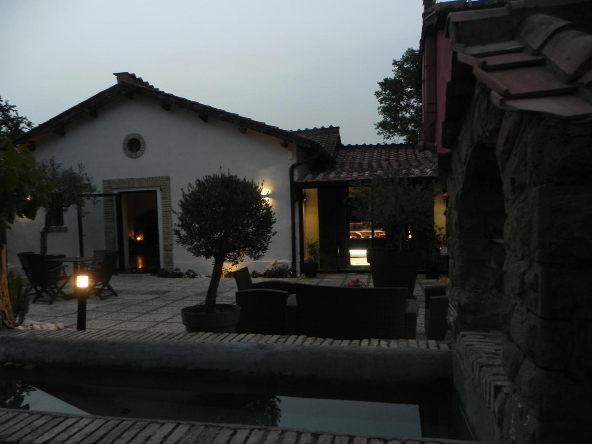 Tenuta Del Duca Fiumicino Locanda E Hostaria Guest House Luaran gambar