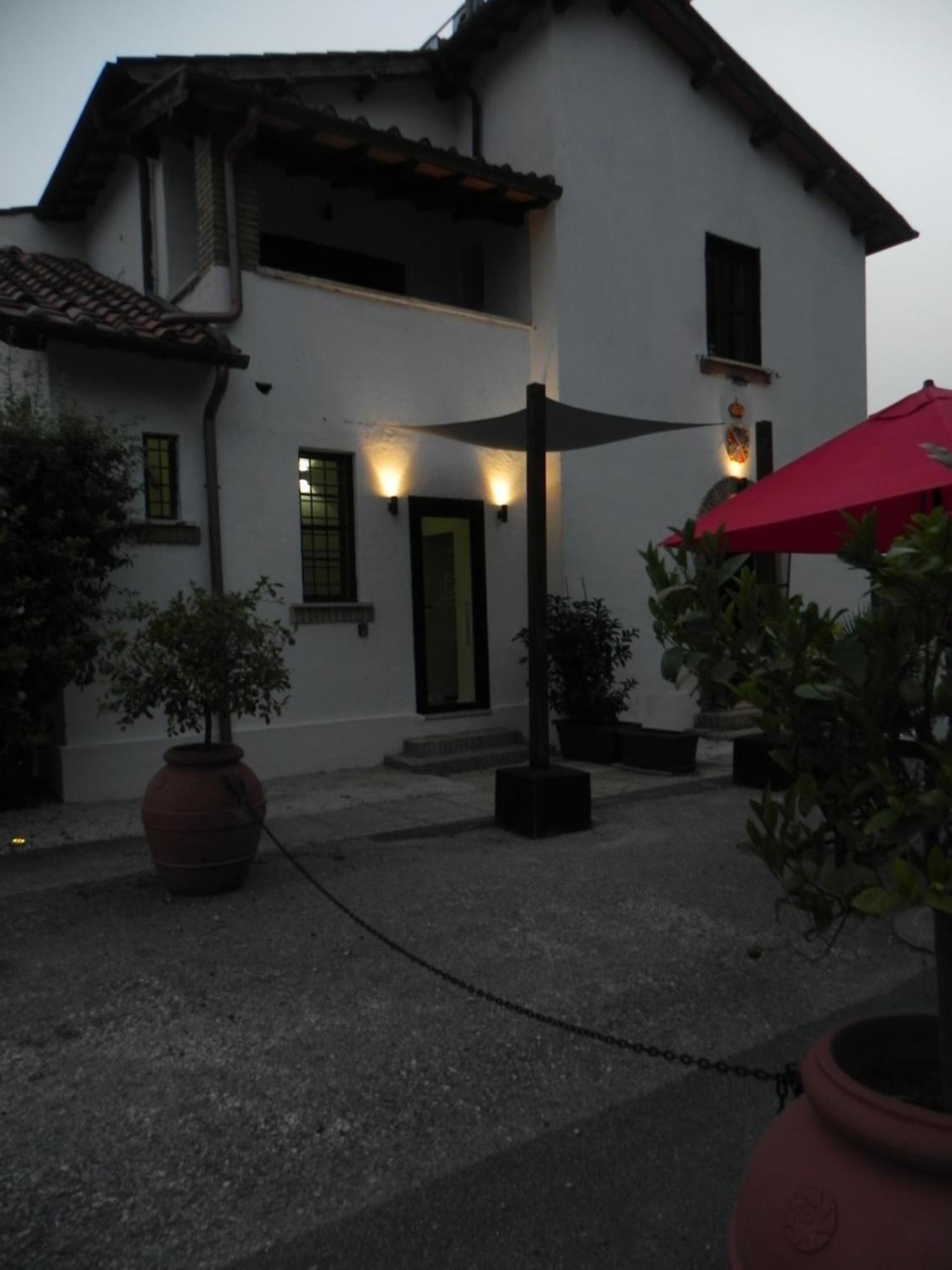 Tenuta Del Duca Fiumicino Locanda E Hostaria Guest House Luaran gambar